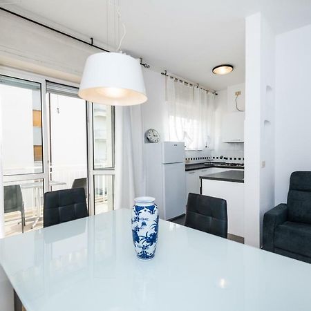 Finalmarina Centro 2 Apartment Finale Ligure Bagian luar foto