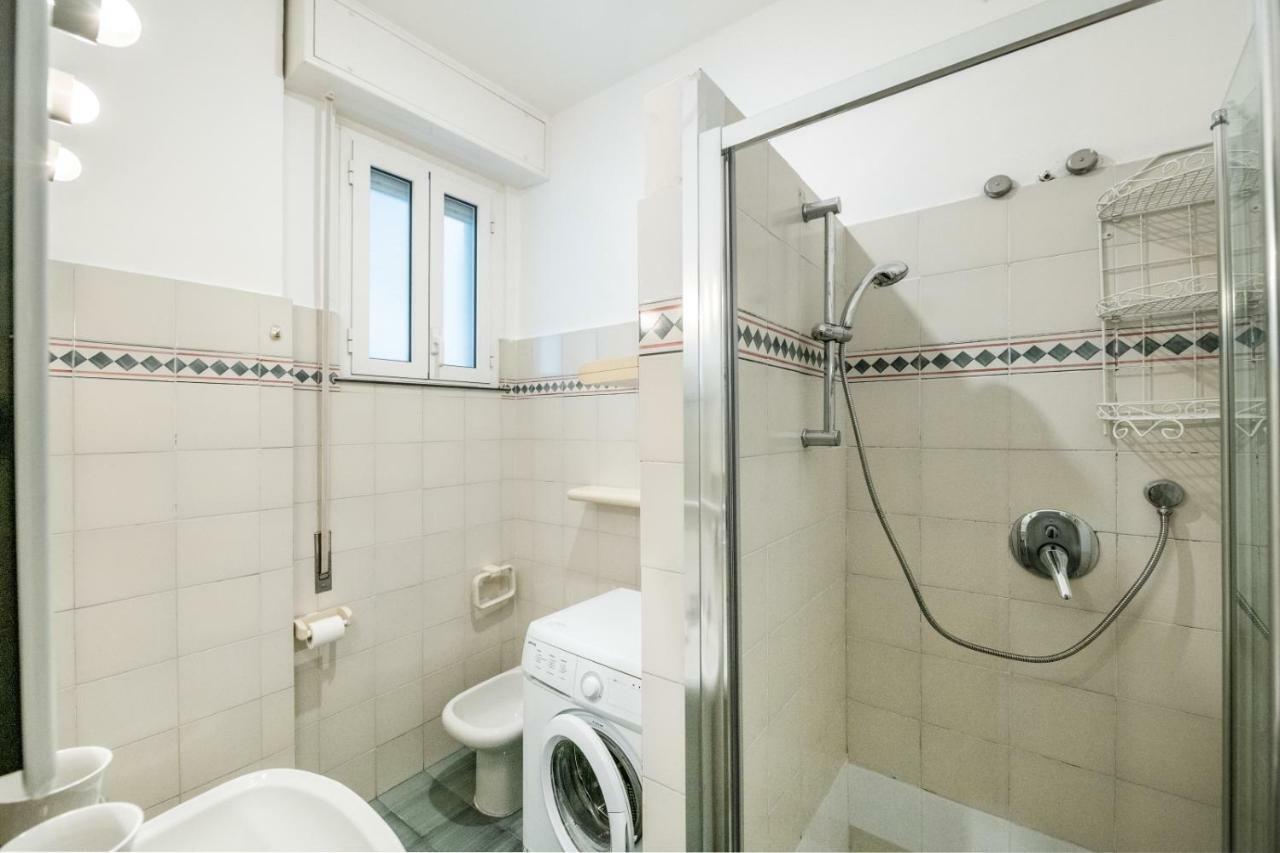 Finalmarina Centro 2 Apartment Finale Ligure Bagian luar foto