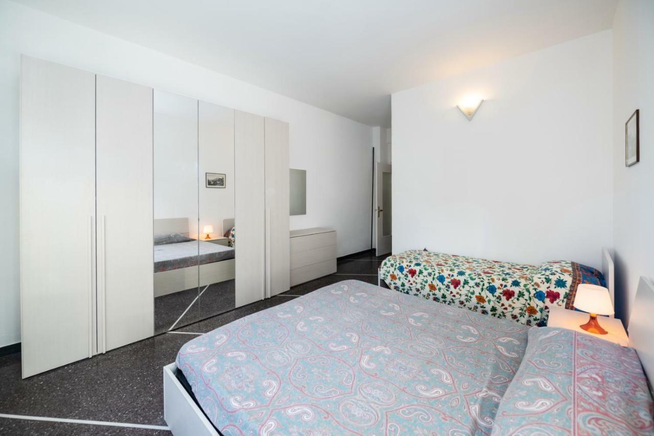 Finalmarina Centro 2 Apartment Finale Ligure Bagian luar foto